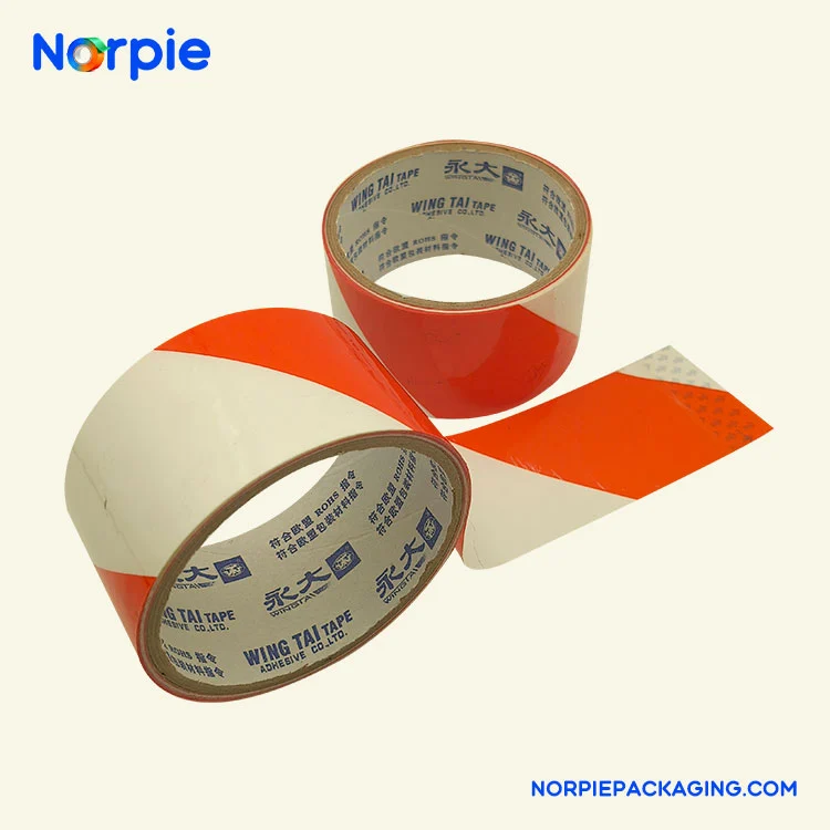 Rød og hvid advarselstape